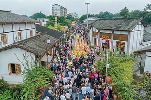 乌度卡：我们能在必要时全力以赴 不会被打花 但前三节发挥不够好